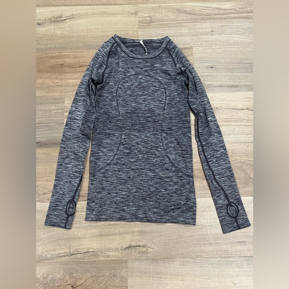 Lululemon Swiftly Tech Top
